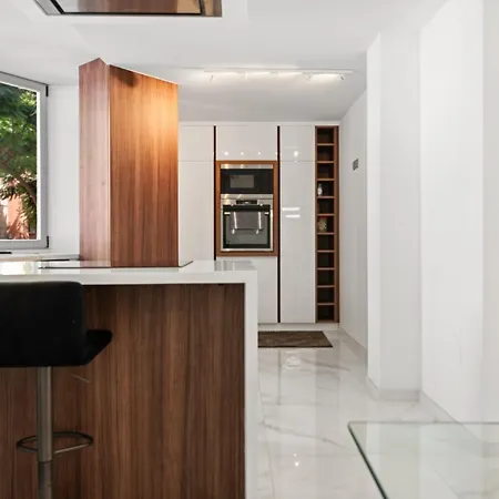 Elegant By Costarentals - Ref 236 פואנגירולה