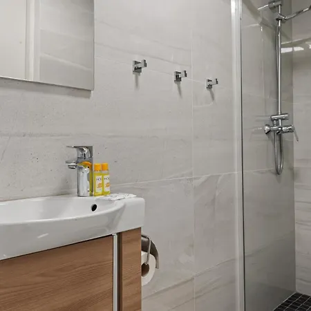 דירה Elegant By Costarentals - Ref 236