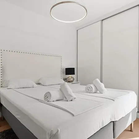 דירה Elegant By Costarentals - Ref 236