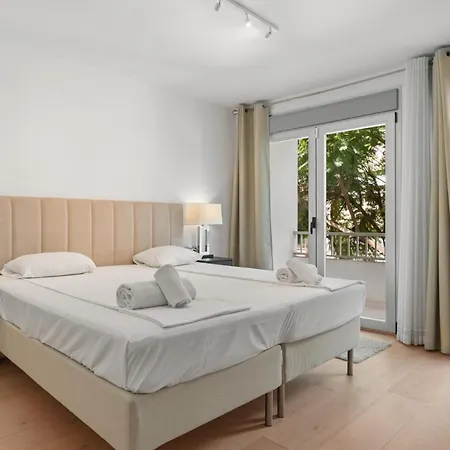 Elegant By Costarentals - Ref 236 דירה פואנגירולה