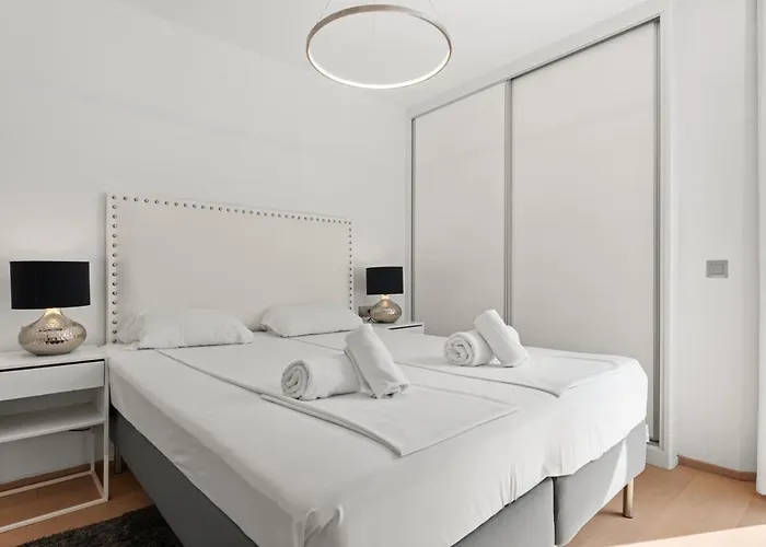 Appartement Elegant By Costarentals - Ref 236