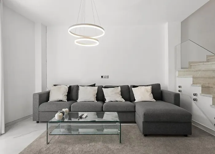 Elegant By Costarentals - Ref 236 Appartement